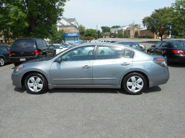 2008 Nissan Altima Pickupslt Quad Cab SWB 4WD 4x4 Truck