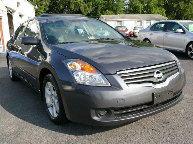 2008 Nissan Altima SLT Quad Cab 2WD