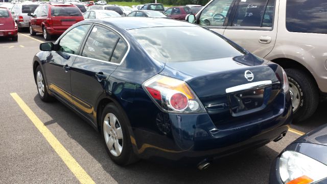 2008 Nissan Altima Pickupslt Quad Cab SWB 4WD 4x4 Truck