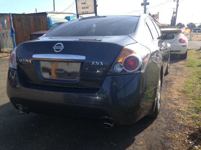 2008 Nissan Altima Pickupslt Quad Cab SWB 4WD 4x4 Truck