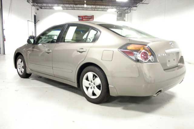 2008 Nissan Altima 4WD Crew Cab 140.5 Laramie