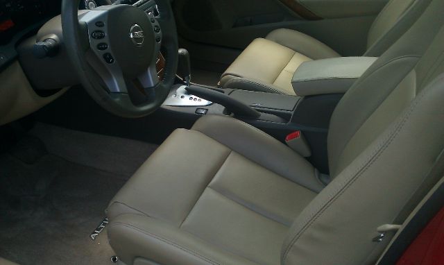 2008 Nissan Altima Eddie Bauer NICE