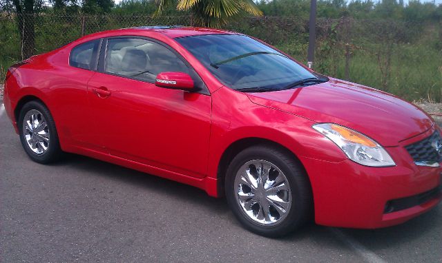 2008 Nissan Altima Eddie Bauer NICE