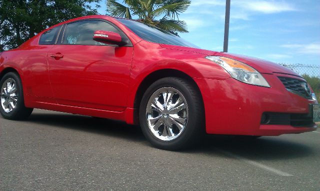 2008 Nissan Altima Eddie Bauer NICE