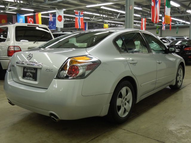 2008 Nissan Altima Pickupslt Quad Cab SWB 4WD 4x4 Truck