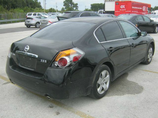 2008 Nissan Altima Pickupslt Quad Cab SWB 4WD 4x4 Truck