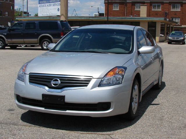 2008 Nissan Altima Pickupslt Quad Cab SWB 4WD 4x4 Truck