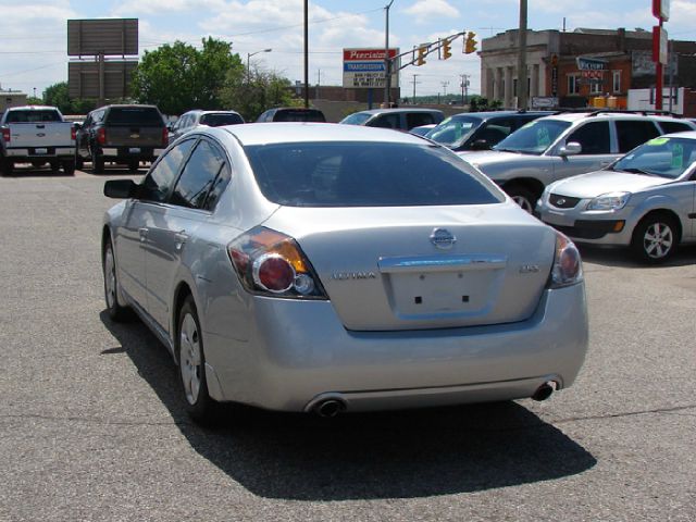 2008 Nissan Altima Pickupslt Quad Cab SWB 4WD 4x4 Truck