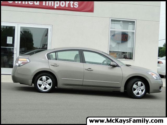 2008 Nissan Altima Pickupslt Quad Cab SWB 4WD 4x4 Truck