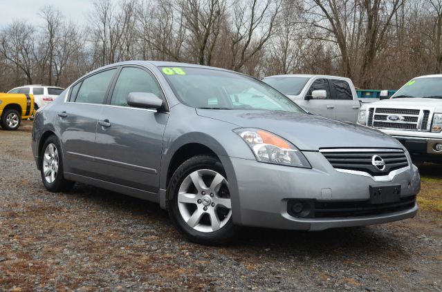 2008 Nissan Altima SLT Quad Cab 2WD