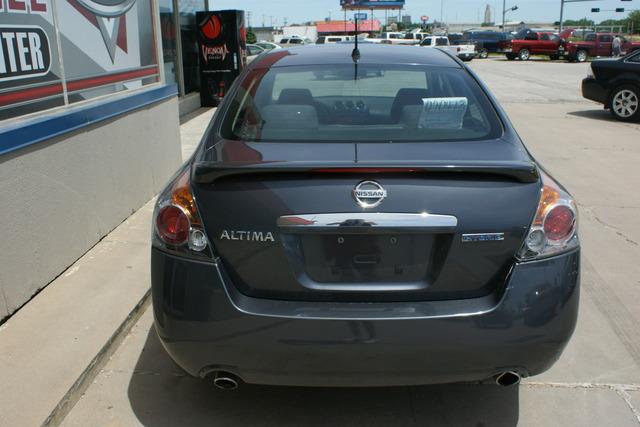 2008 Nissan Altima ESi