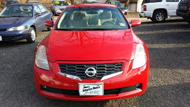 2008 Nissan Altima Eddie Bauer NICE