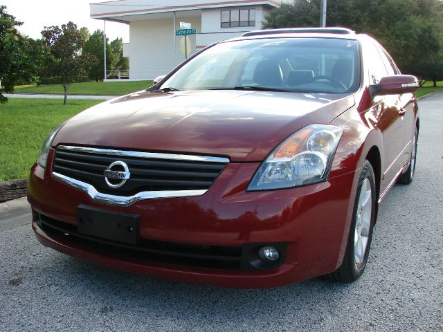 2008 Nissan Altima ST Pickup 4D 5 1/2 Ft