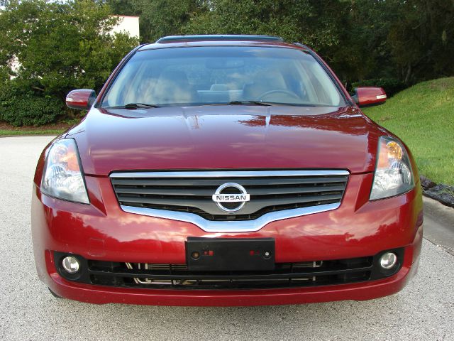 2008 Nissan Altima ST Pickup 4D 5 1/2 Ft