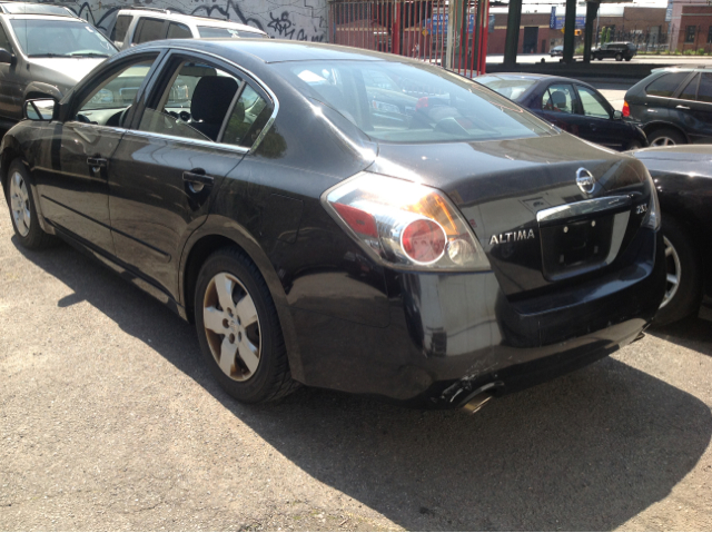 2008 Nissan Altima Pickupslt Quad Cab SWB 4WD 4x4 Truck