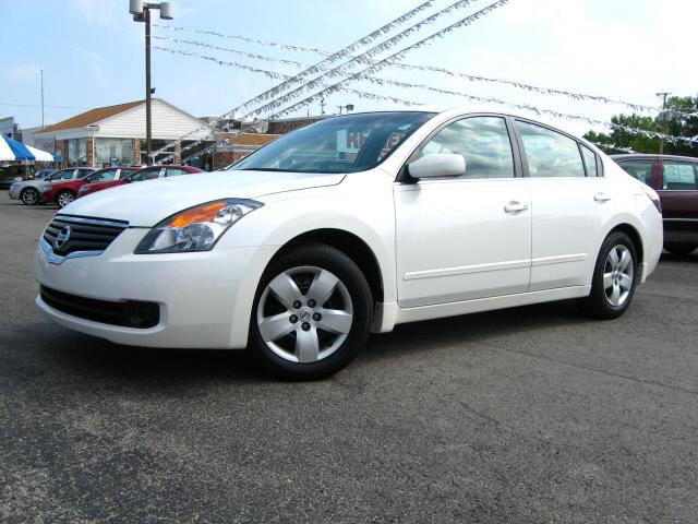 2008 Nissan Altima Pickupslt Quad Cab SWB 4WD 4x4 Truck