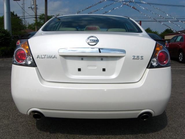 2008 Nissan Altima Pickupslt Quad Cab SWB 4WD 4x4 Truck