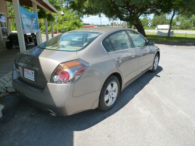 2008 Nissan Altima SLT Quad Cab 2WD