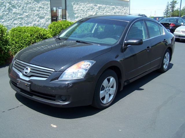 2008 Nissan Altima Pickupslt Quad Cab SWB 4WD 4x4 Truck