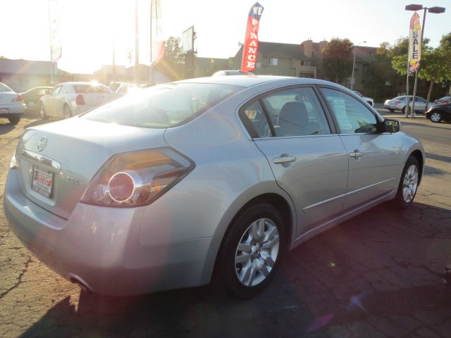 2009 Nissan Altima Pickupslt Quad Cab SWB 4WD 4x4 Truck