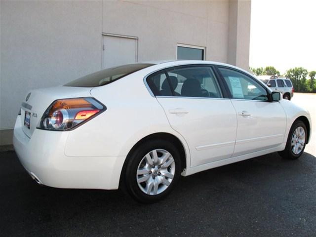 2009 Nissan Altima Unknown