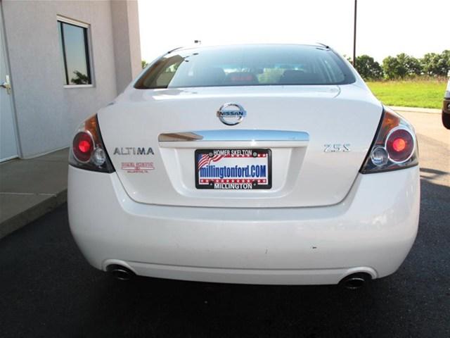 2009 Nissan Altima Unknown