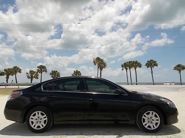 2009 Nissan Altima Pickupslt Quad Cab SWB 4WD 4x4 Truck