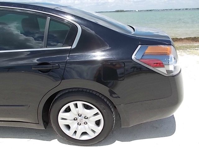 2009 Nissan Altima Pickupslt Quad Cab SWB 4WD 4x4 Truck