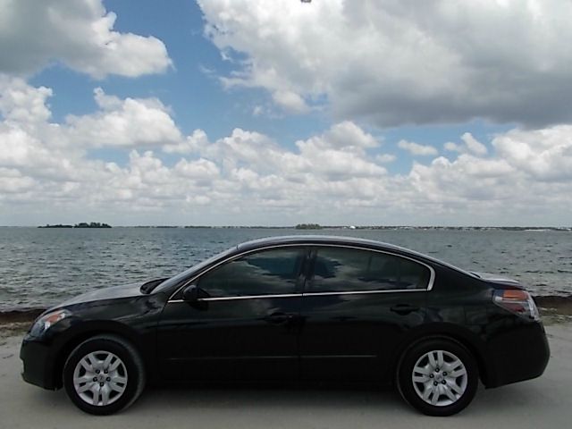 2009 Nissan Altima Pickupslt Quad Cab SWB 4WD 4x4 Truck