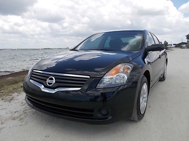 2009 Nissan Altima Pickupslt Quad Cab SWB 4WD 4x4 Truck