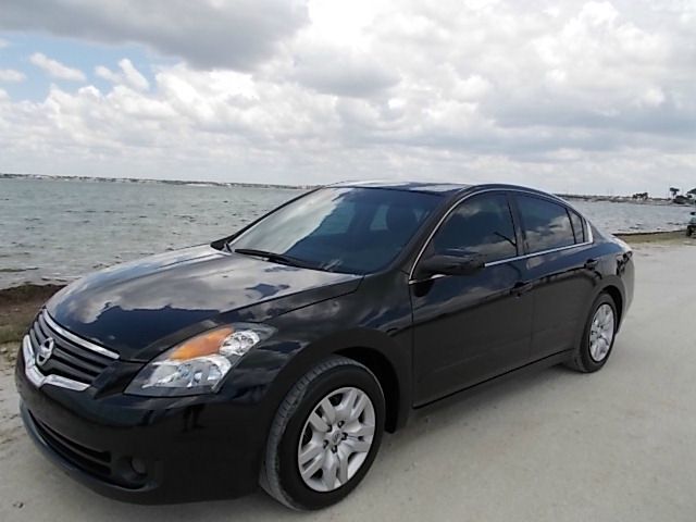 2009 Nissan Altima Pickupslt Quad Cab SWB 4WD 4x4 Truck