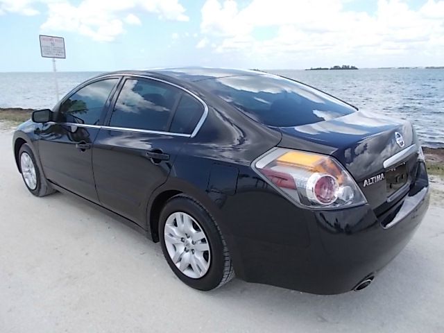 2009 Nissan Altima Pickupslt Quad Cab SWB 4WD 4x4 Truck