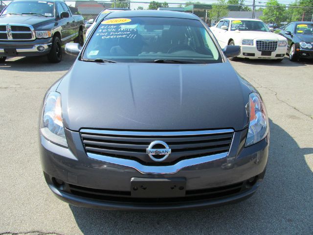 2009 Nissan Altima Pickupslt Quad Cab SWB 4WD 4x4 Truck