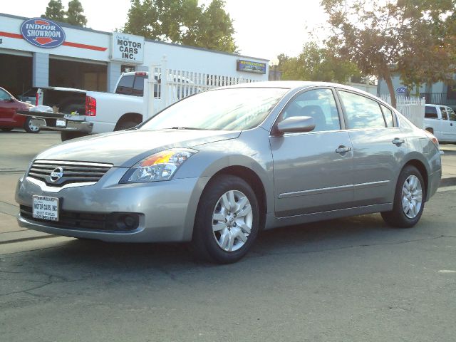 2009 Nissan Altima Pickupslt Quad Cab SWB 4WD 4x4 Truck