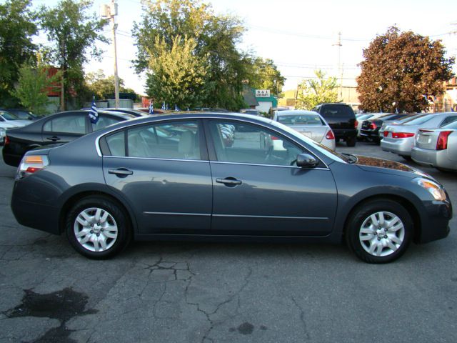 2009 Nissan Altima Pickupslt Quad Cab SWB 4WD 4x4 Truck