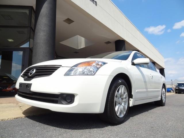 2009 Nissan Altima Pickupslt Quad Cab SWB 4WD 4x4 Truck