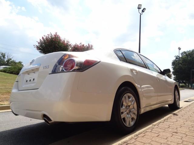 2009 Nissan Altima Pickupslt Quad Cab SWB 4WD 4x4 Truck