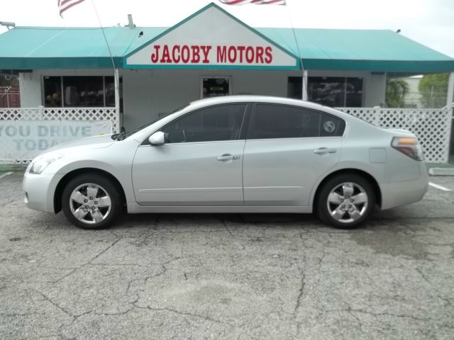 2009 Nissan Altima Pickupslt Quad Cab SWB 4WD 4x4 Truck