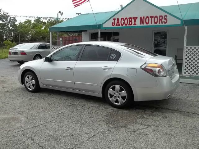 2009 Nissan Altima Pickupslt Quad Cab SWB 4WD 4x4 Truck