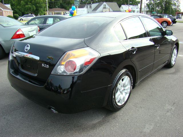 2009 Nissan Altima Pickupslt Quad Cab SWB 4WD 4x4 Truck