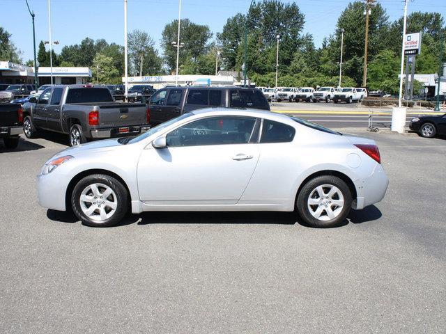 2009 Nissan Altima XR