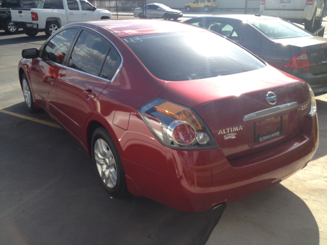 2009 Nissan Altima Pickupslt Quad Cab SWB 4WD 4x4 Truck