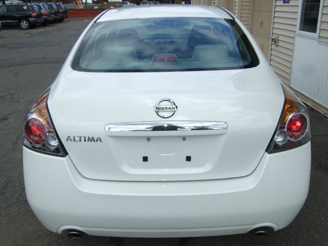 2009 Nissan Altima Pickupslt Quad Cab SWB 4WD 4x4 Truck