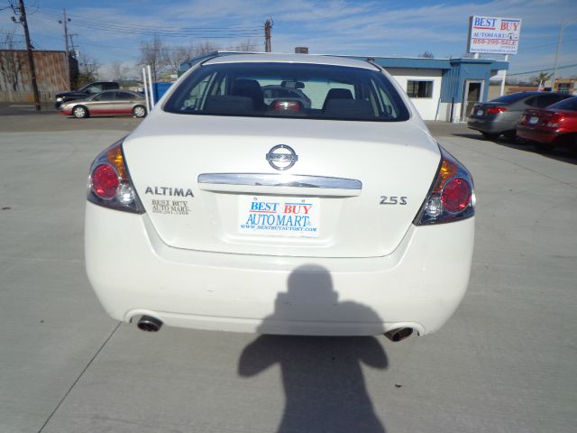 2009 Nissan Altima GS-R