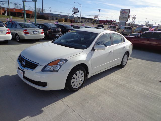 2009 Nissan Altima GS-R