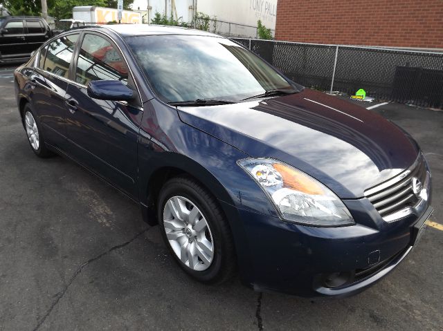 2009 Nissan Altima Pickupslt Quad Cab SWB 4WD 4x4 Truck