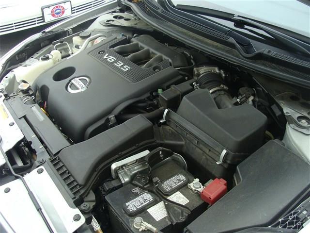 2009 Nissan Altima R1