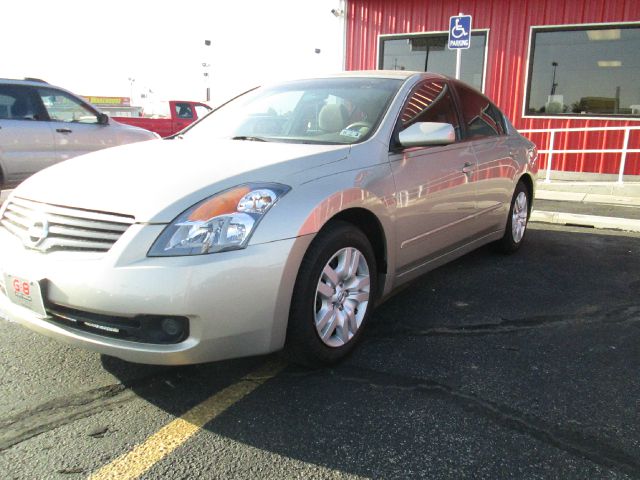 2009 Nissan Altima Pickupslt Quad Cab SWB 4WD 4x4 Truck