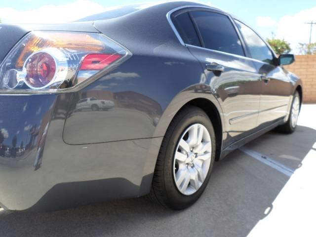 2009 Nissan Altima Pickupslt Quad Cab SWB 4WD 4x4 Truck