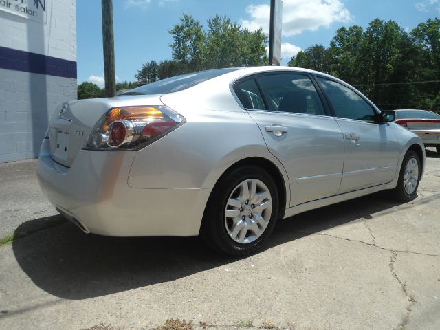 2009 Nissan Altima Pickupslt Quad Cab SWB 4WD 4x4 Truck